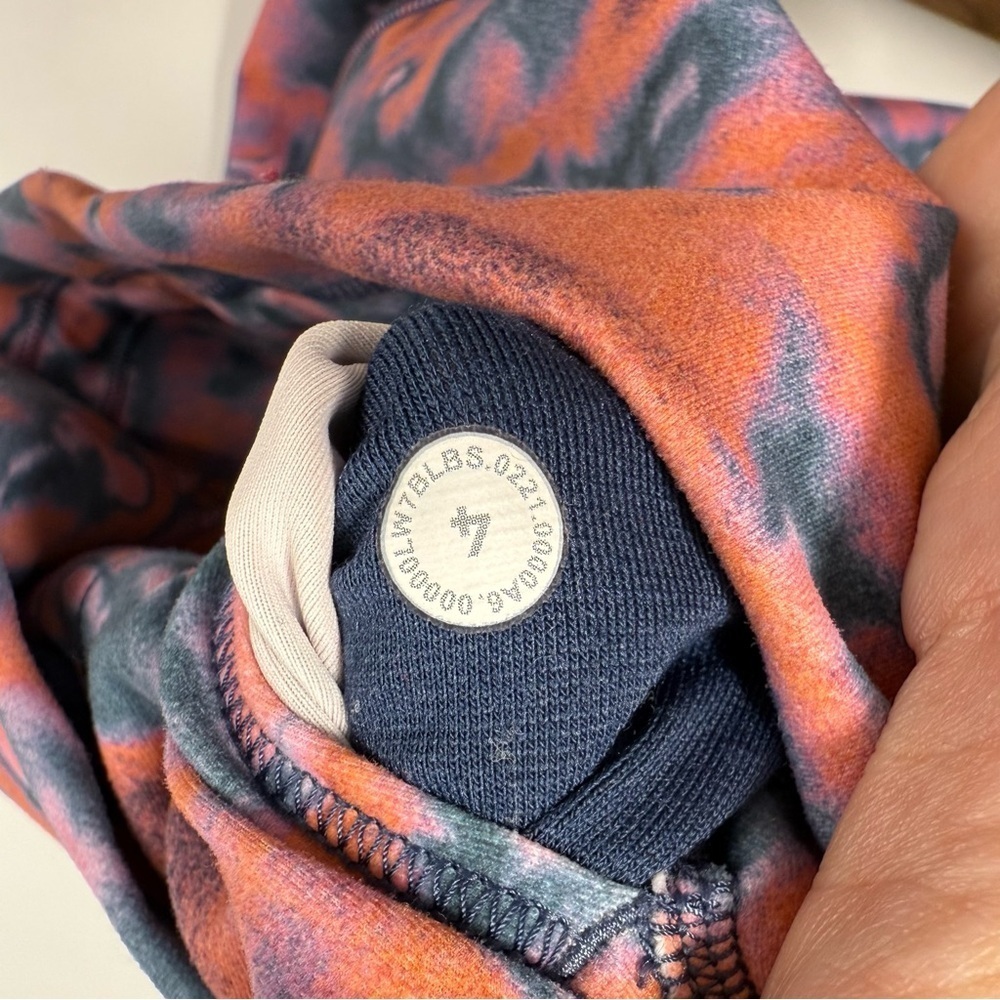 Lululemon Wunder train high rise biker shorts 8” size 4 - Picture 5 of 6